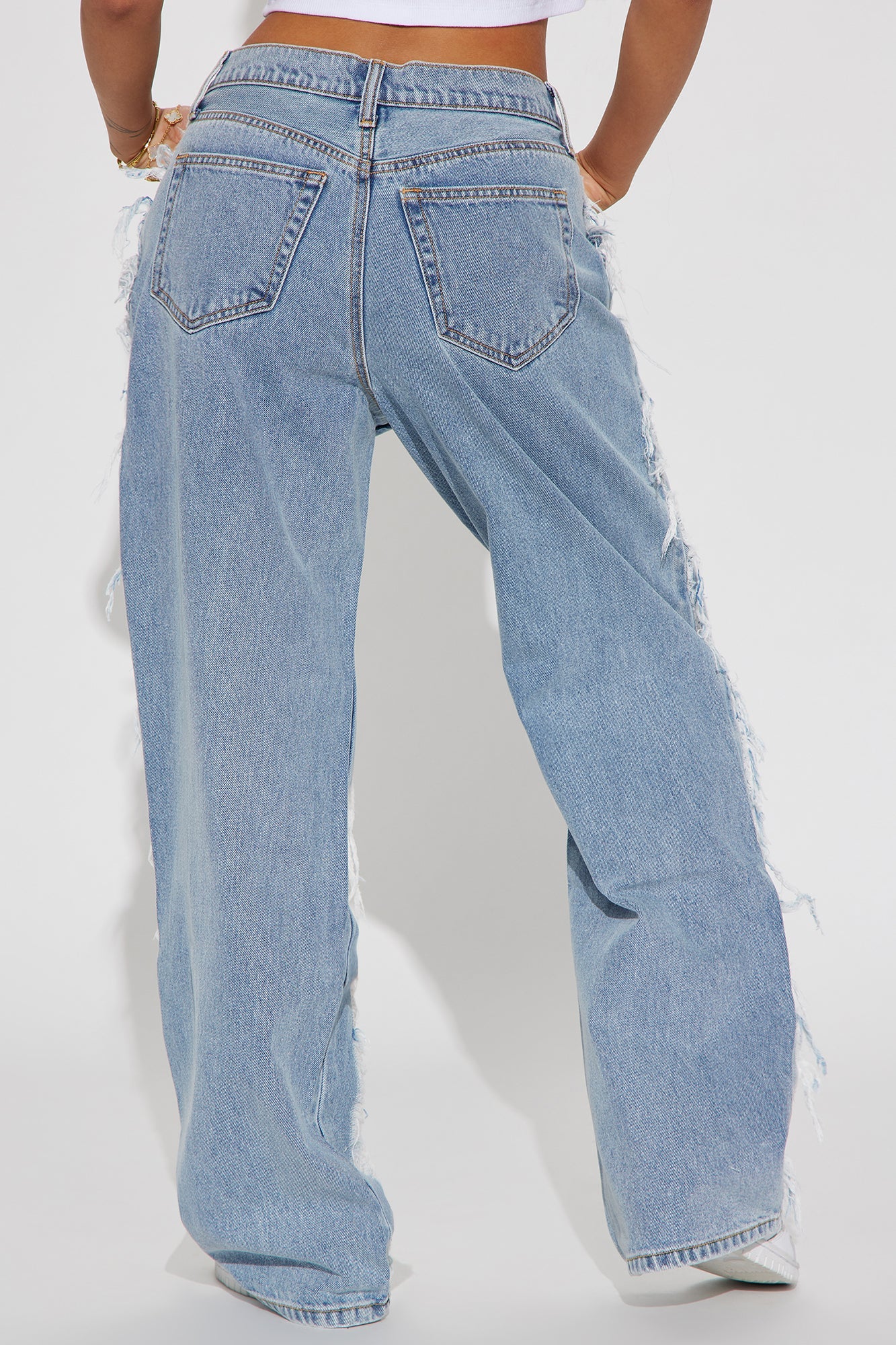 Get Loud Shredded Non Stretch Straight Leg Jeans - Medium Wash