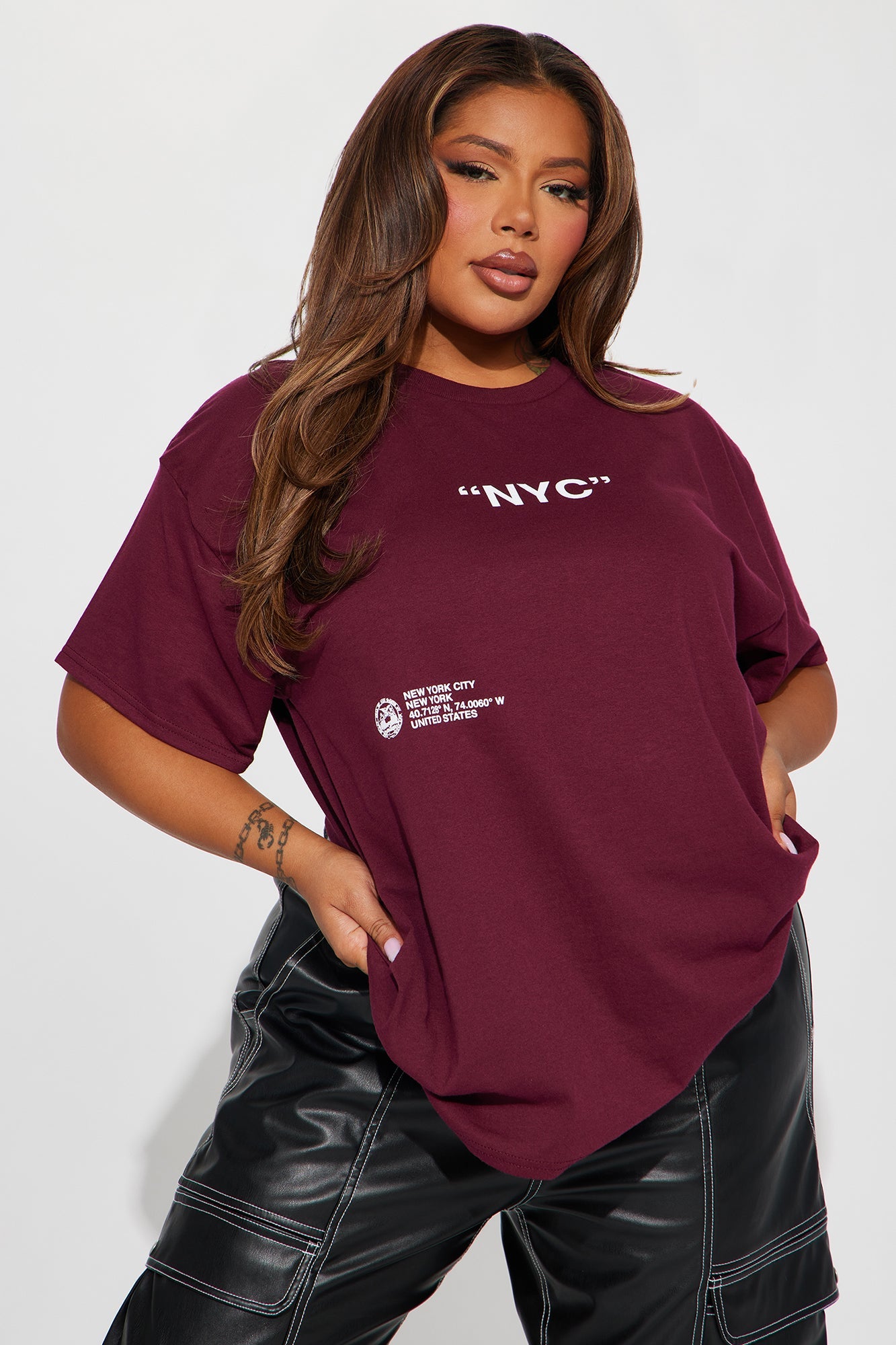 Destination NYC Graphic T-Shirt - Burgundy