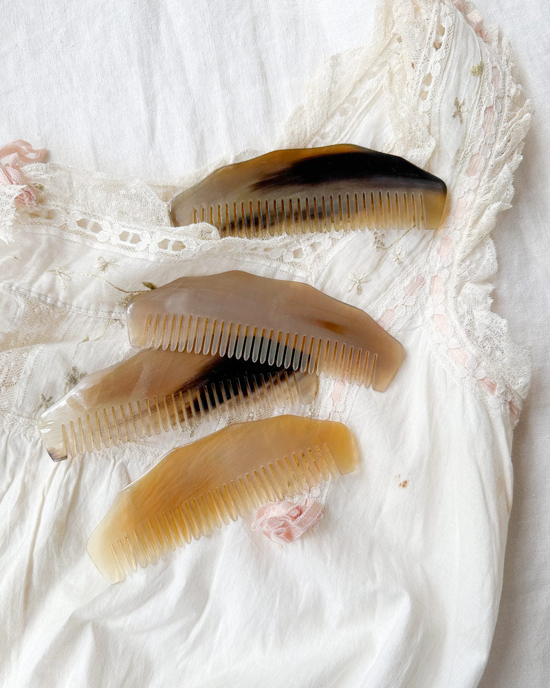 Willoughby Carved Horn Comb