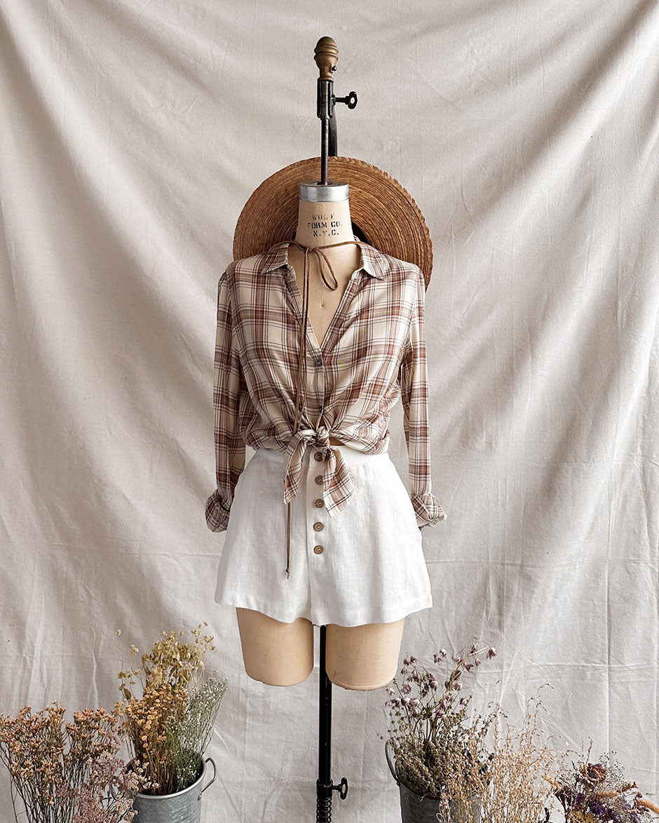 Beach Dunes Linen Shorts