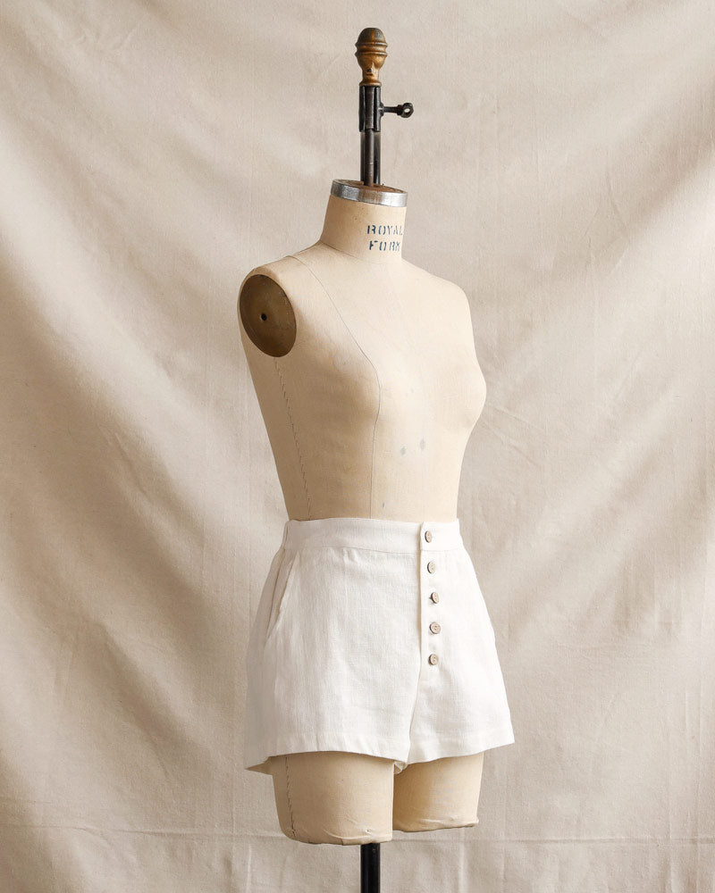 Beach Dunes Linen Shorts