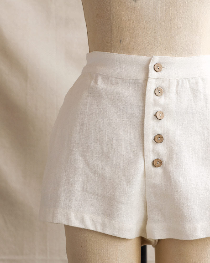Beach Dunes Linen Shorts