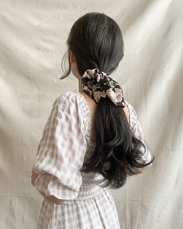 Cordelia Oversize Scrunchie - Black