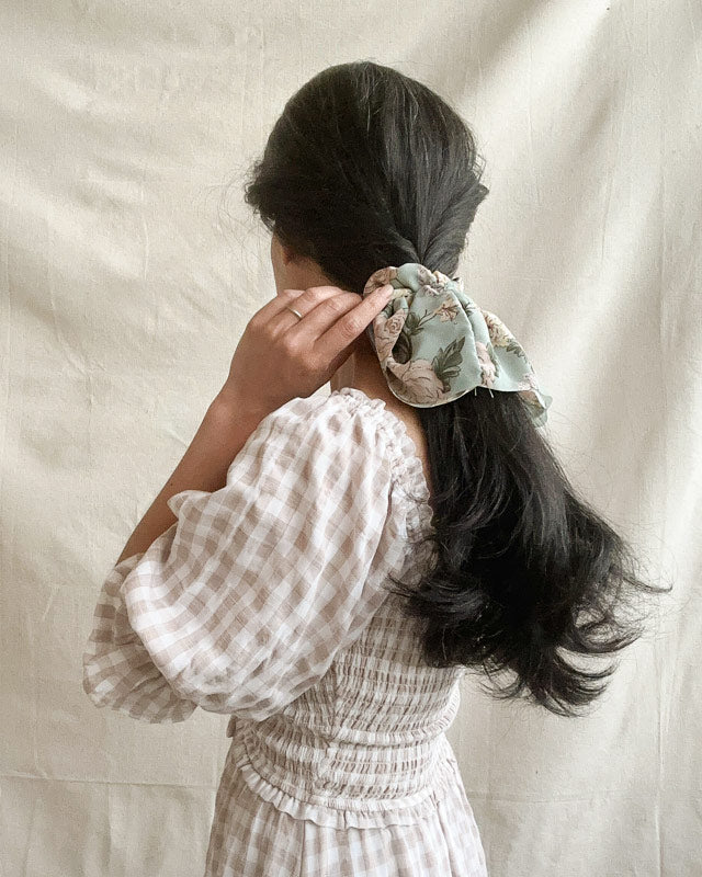 Cordelia Oversize Scrunchie - Sage