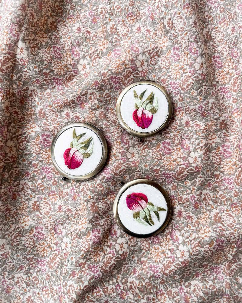 Briar Rose Compact