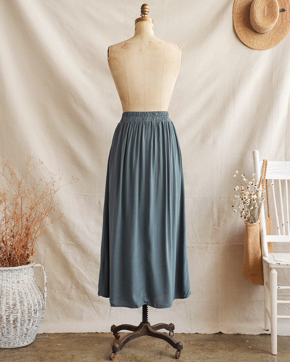 Eris Aligned Skirt