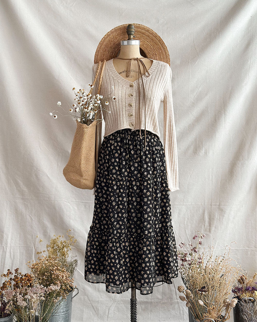 Dozing in the Daisies Skirt