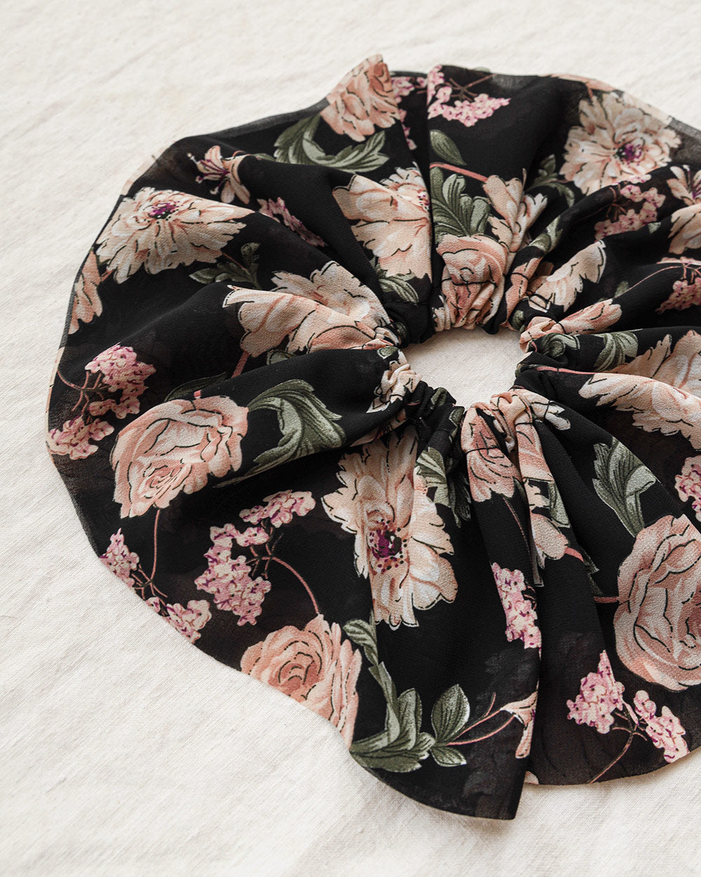 Cordelia Oversize Scrunchie - Black