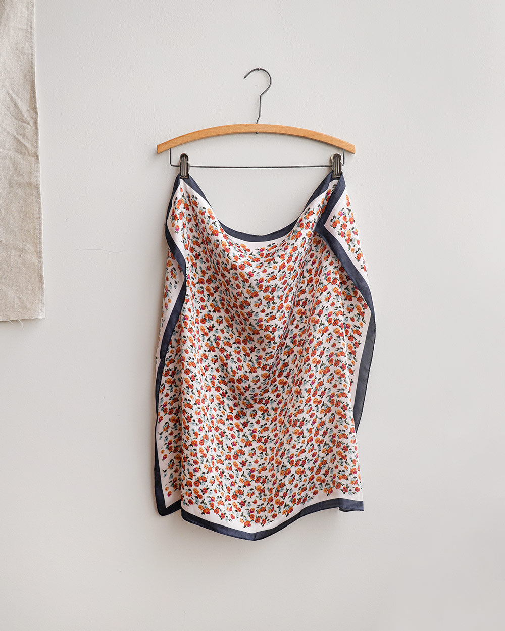 Le Jardin Floral Scarf