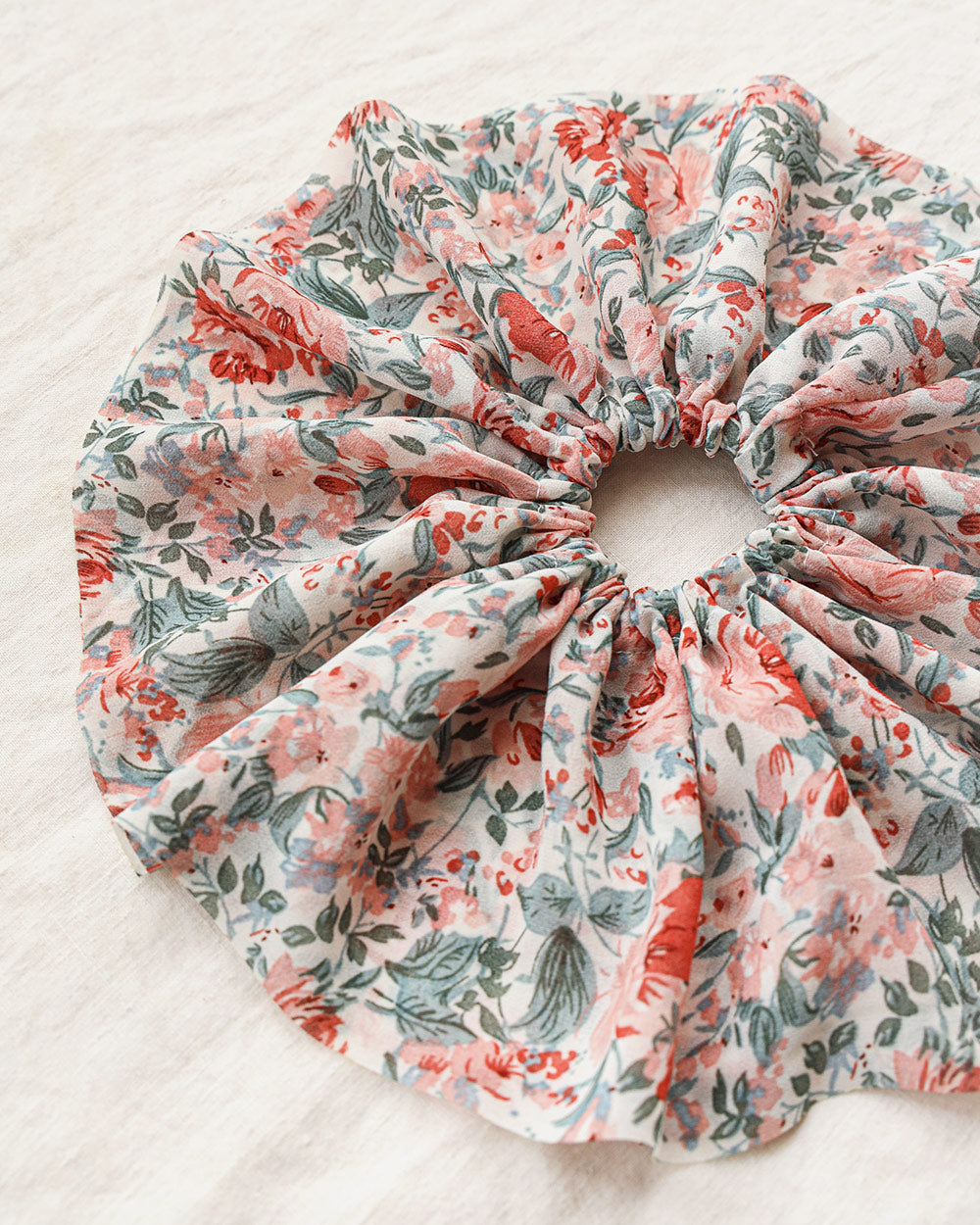 Cordelia Oversize Scrunchie - Rose
