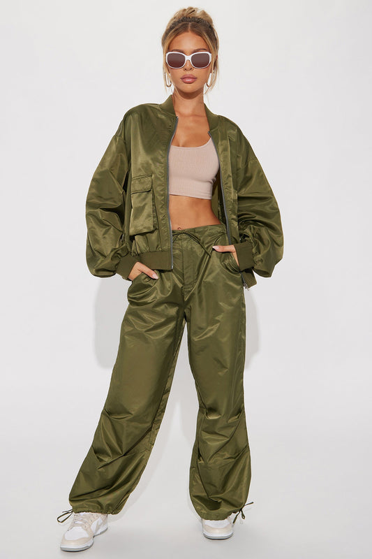 Petite Willow Windbreaker Pant Set - Olive