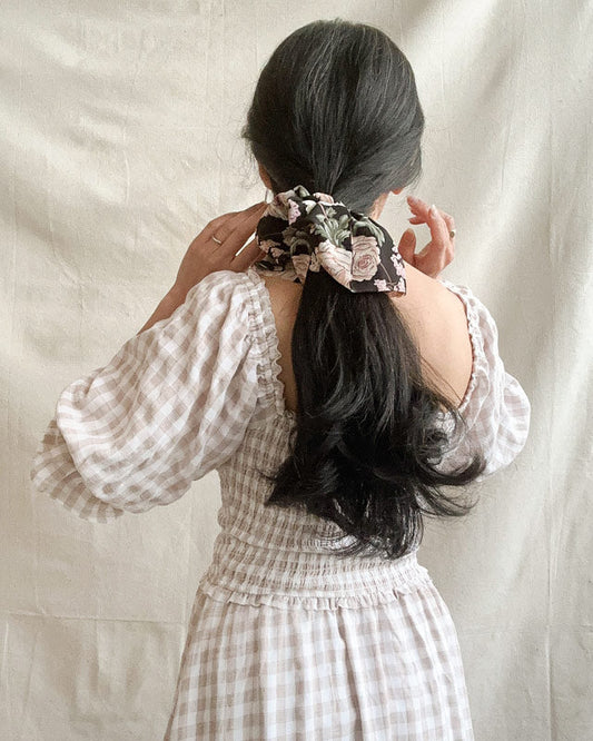 Cordelia Oversize Scrunchie - Black