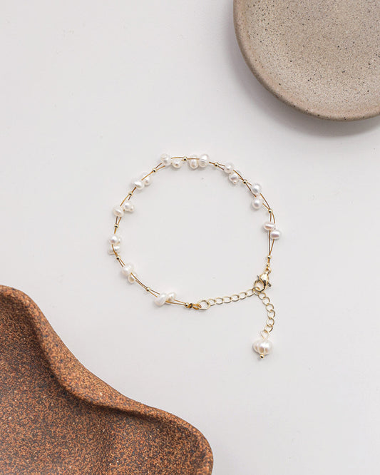 Dew Drop Helix Bracelet
